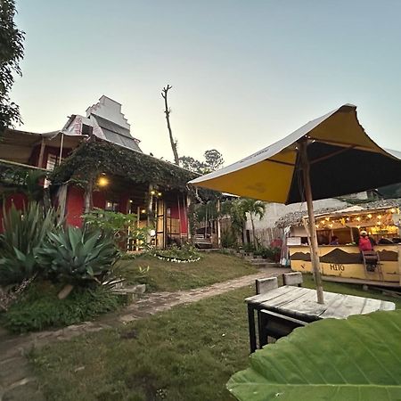 Hostel Gran Colibri Adventure Park San Pedro La Laguna Exteriér fotografie